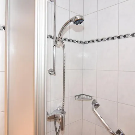 Metropol, Whg 36, Landseite 1og *
